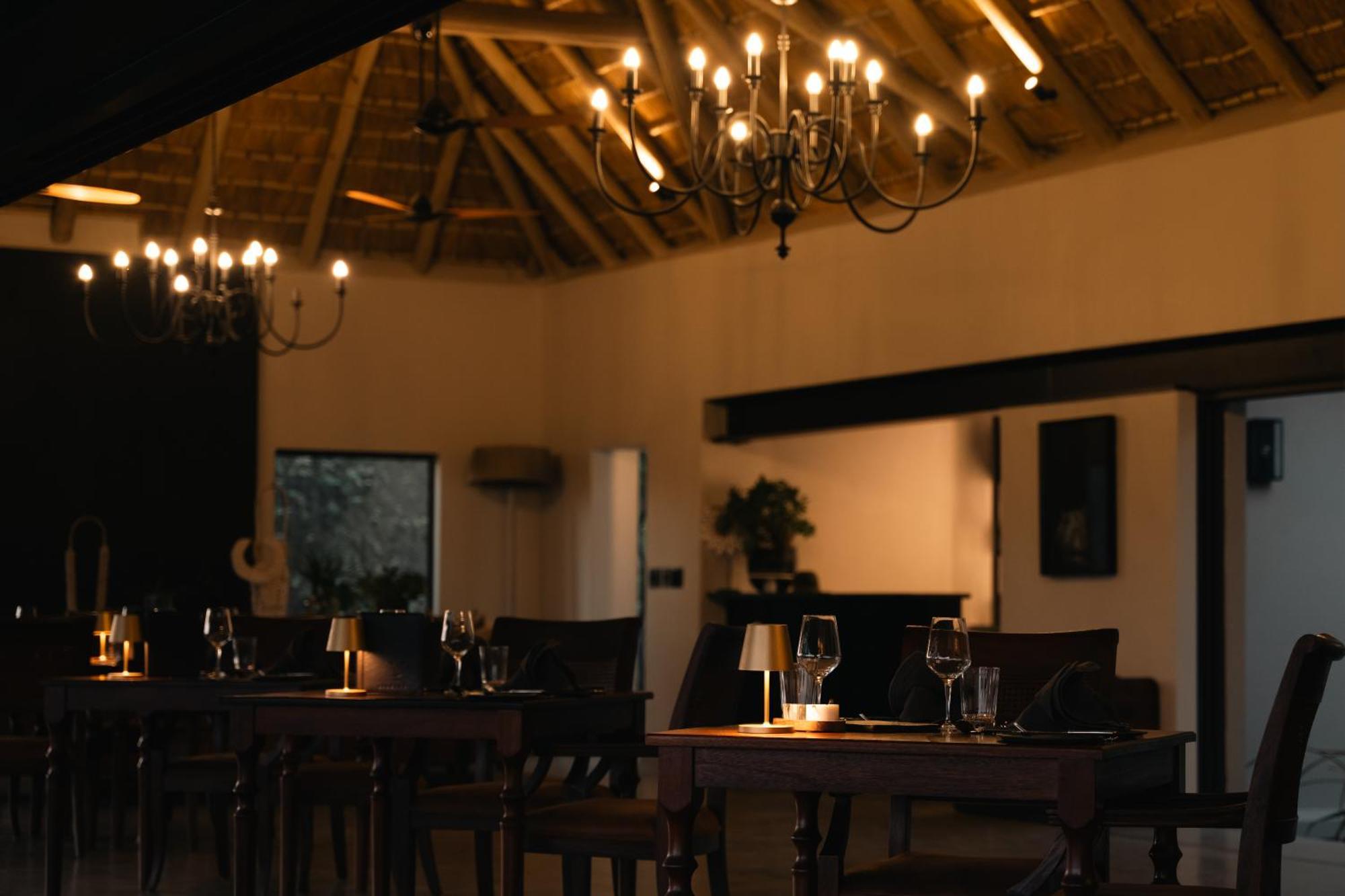 Thornybush Simbambili Lodge Саби-Санд-Гейм-Резерв Экстерьер фото
